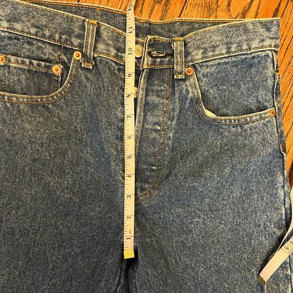 LEVIS 501 💙 - Picture 5 of 9
